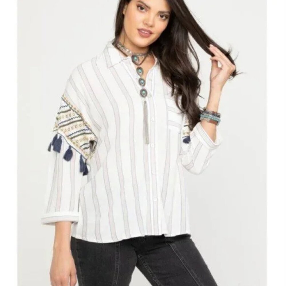 Shyanne Country Western Wear White Shirt with tassels  sz S